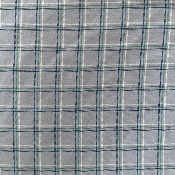 UNTUCKit X-Large Slim Fit Nylon Blue Button Down Shirt stretching plaid casual - Picture 5 of 12